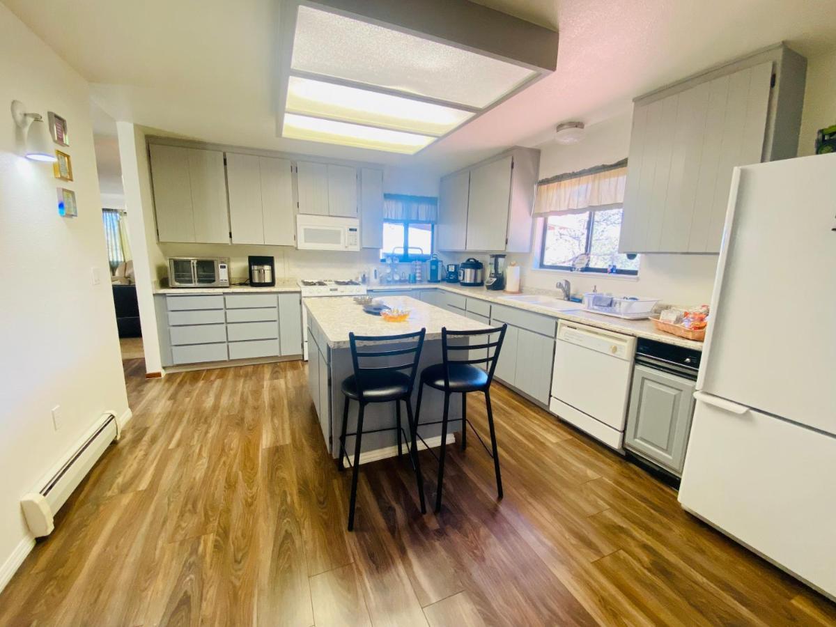 Family Friendly, 3 Bedroom House, With King Bed For Up To 15 - Bbq - Internet - Jet Tub Auburn Exteriér fotografie