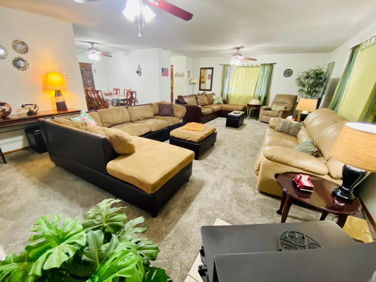 Family Friendly, 3 Bedroom House, With King Bed For Up To 15 - Bbq - Internet - Jet Tub Auburn Exteriér fotografie